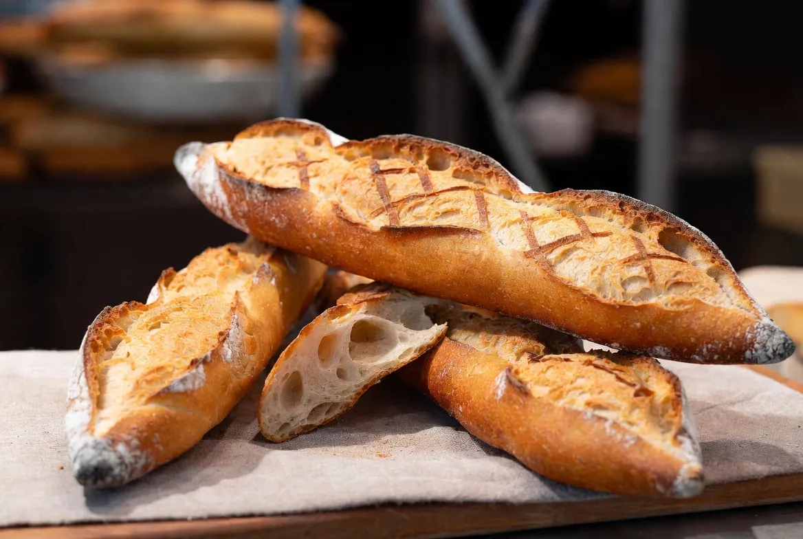 Plat : Baguette tradition (pâte machine)