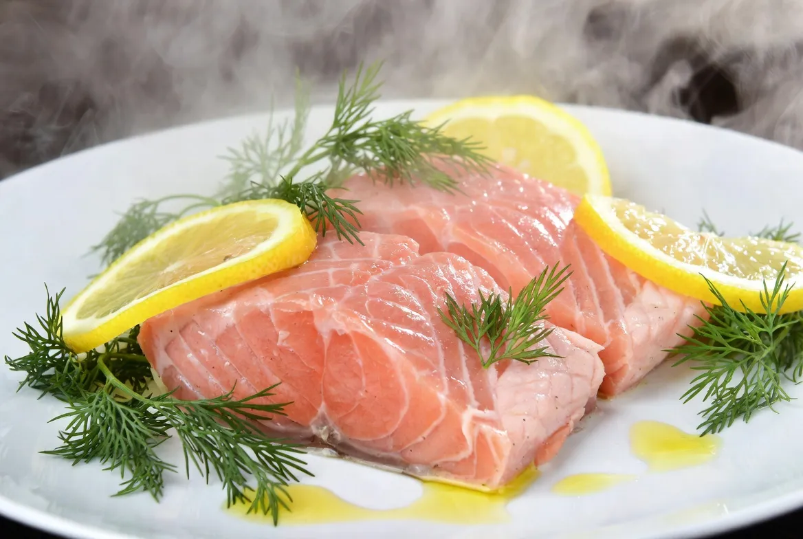 Plat : Saumon vapeur à l'aneth