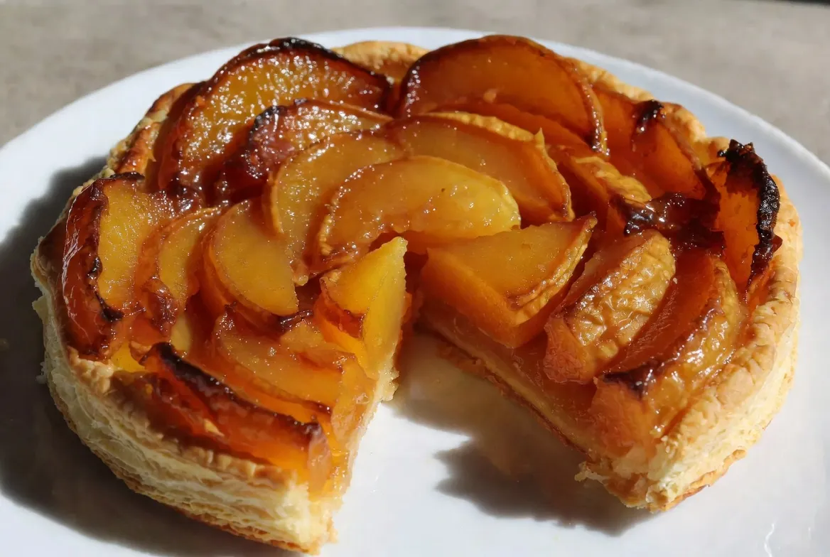 Plat : Tarte Tatin aux pommes caramélisées